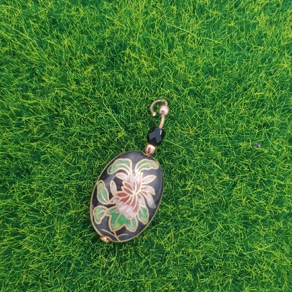 Estate Jewelry - Cloissone Floral Geisha Pendant P322
